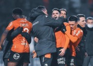 开云电竞平台-里昂队作客逼平对手前途一片光明的简单介绍