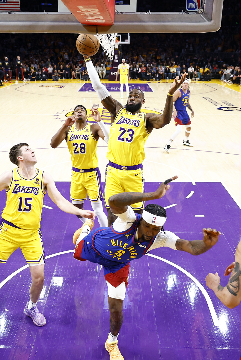 开云电竞平台-NBA总决赛次回合揭幕，湖人与热火再次对决  第2张