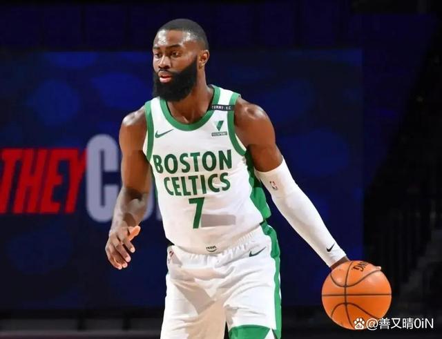 开云电竞-凯尔特人客场挫败魔术，取得关键胜利的简单介绍  第1张