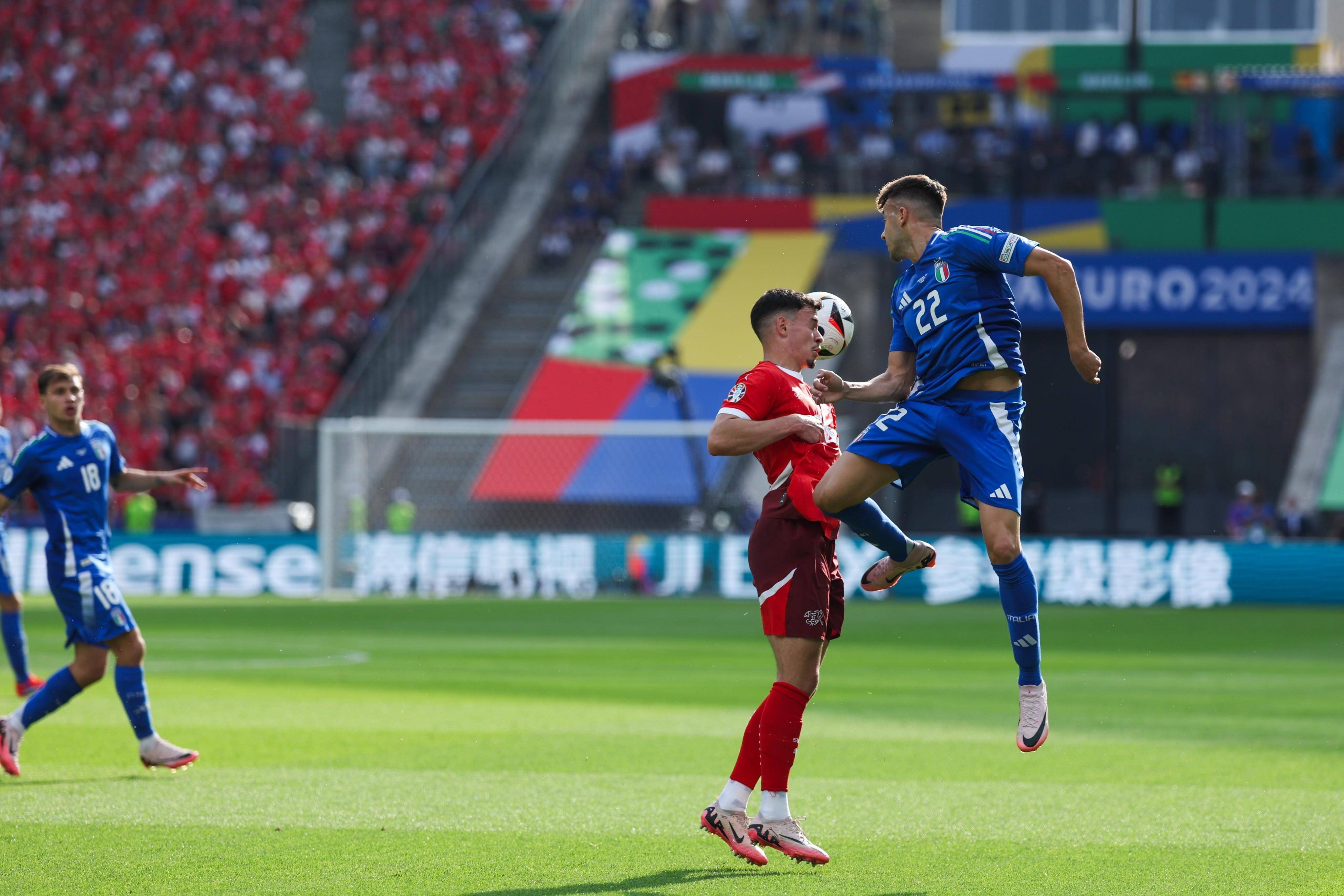 开云电竞官网-瑞士-险胜保加利亚，欧洲杯比赛小组淘汰赛首轮的简单介绍  第2张