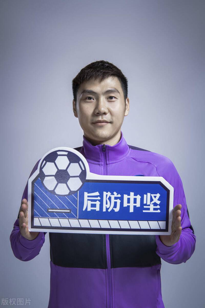 开云电竞-球队确定新援战术角色，整装备战  第1张